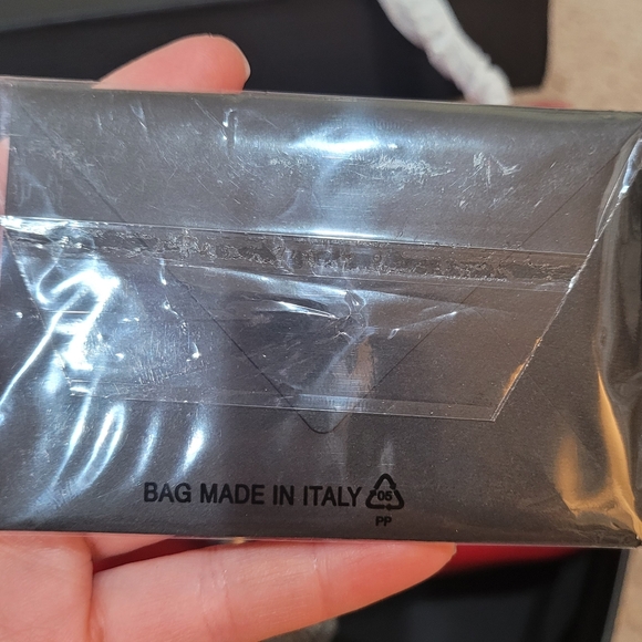 Brand new - Picture 4 of 4